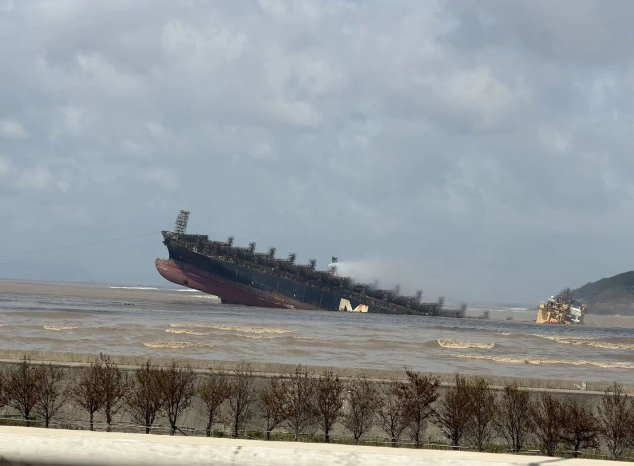 搁浅1.jpg